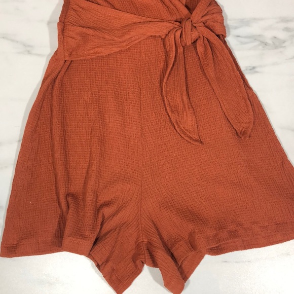 Romper - Picture 3 of 4